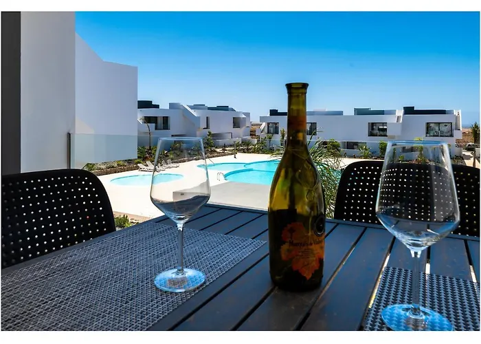 Ftv Holidays Homes Casa Tiare *