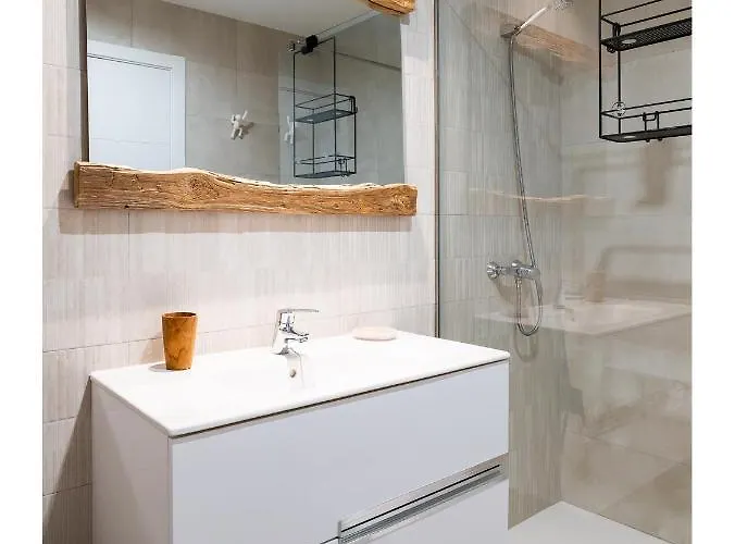 Ftv Holidays Homes Casa Tiare *